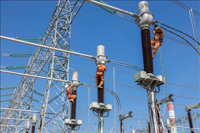 Triển khai nhiều biện pháp đảm bảo độ tin cậy cung cấp điện trong mùa nắng nóng trên địa bàn tỉnh Bình Thuận